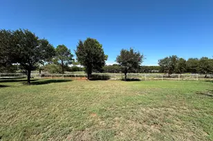 11552 Massey Rd, Pilot Point, TX 76258 - Photo 1