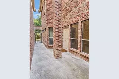 2002 Downing Street, Allen, TX 75013 - Photo 3