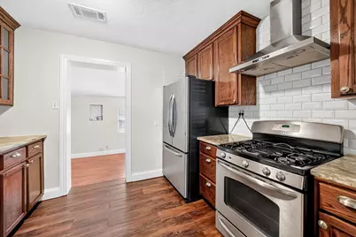 1802 McAdams Avenue, Dallas, TX 75224 - Photo 11