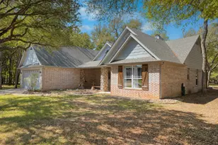 17049 Faircrest Dr, Whitney, TX 76692 - Photo 3