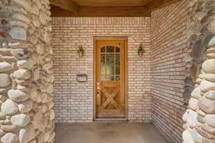 17049 Faircrest Dr, Whitney, TX 76692 - Photo 5