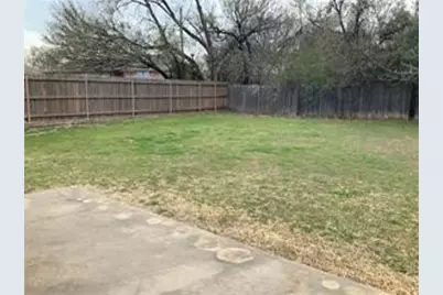 104 Spring Bouquet Street, Stephenville, TX 76401 - Photo 13