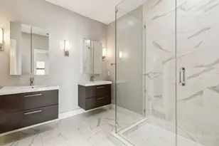 1921 California Dr, Dallas, TX 75204 - Photo 15