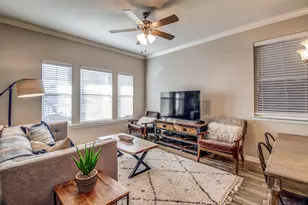 310 N Chestnut St, McKinney, TX 75069 - Photo 3