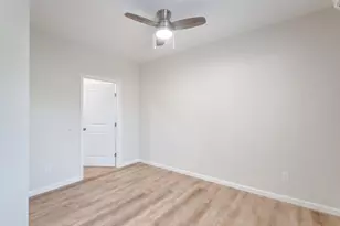 216 S Devine St, Stephenville, TX 76401 - Photo 13