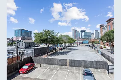 215 N Walton Street #2, Dallas, TX 75226 - Photo 19