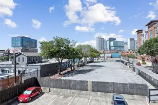 215 N Walton St, Dallas, TX 75226 - Photo 19