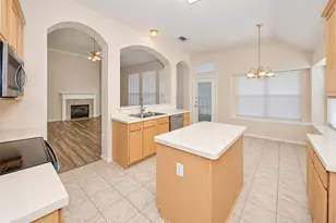 5121 Yaupon Dr, Arlington, TX 76018 - Photo 23