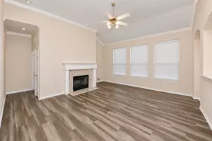5121 Yaupon Dr, Arlington, TX 76018 - Photo 11