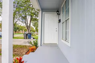 3229 Hardeman St, Fort Worth, TX 76119 - Photo 7