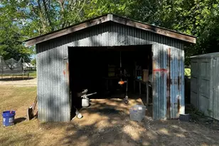888 Farm Road 900 N, Saltillo, TX 75478 - Photo 15