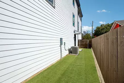 413 N Patton Avenue, Dallas, TX 75203 - Photo 35