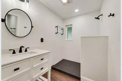 [Address not provided], Irving, TX 75062 - Photo 21