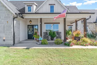 203 Splitrail Drive, Mabank, TX 75143 - Photo 5