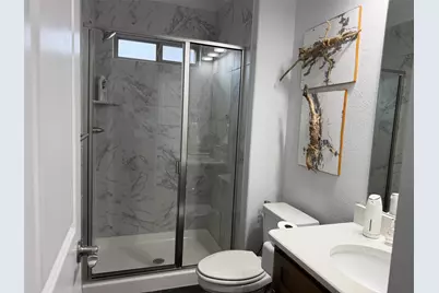 12513 Royal Oaks Lane, Farmers Branch, TX 75234 - Photo 15
