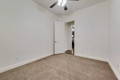 7254 Clementine Drive, Irving, TX 75063 - Photo 19