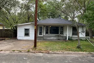 4017 Gordon St, Greenville, TX 75401 - Photo 1