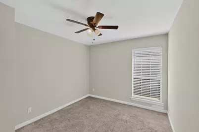 2662 Village Green Drive, Grand Prairie, TX 75052 - Photo 29