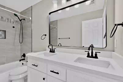 2662 Village Green Drive, Grand Prairie, TX 75052 - Photo 25