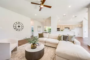 7036 Herman Jared Dr, North Richland Hills, TX 76182 - Photo 7