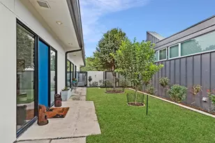 31 Vanguard Way, Dallas, TX 75243 - Photo 29