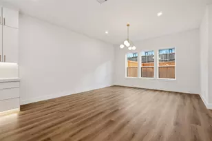 6907 Mohawk Dr, Dallas, TX 75235 - Photo 9