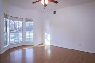 504 Renfro Ct, Irving, TX 75063 - Photo 5