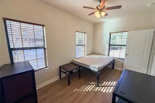 2410 S 2nd St, Waco, TX 76706 - Photo 9