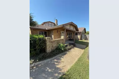 7412 Lemonwood Lane, Fort Worth, TX 76133 - Photo 1