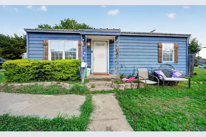 318 Charles Drive, Irving, TX 75060 - Photo 3