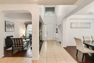 13714 Fall Harvest Dr, Frisco, TX 75033 - Photo 3