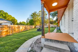 2626 Crest Ave, Dallas, TX 75216 - Photo 5