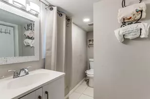 2252 Mail Ave, Dallas, TX 75235 - Photo 15