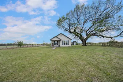 3913 Fm1956, Nocona, TX 76255 - Photo 3