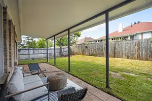 2440 Ranchview Dr, Grand Prairie, TX 75052 - Photo 29