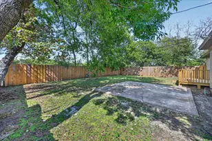 2009 Las Cruces Ln, Dallas, TX 75217 - Photo 27