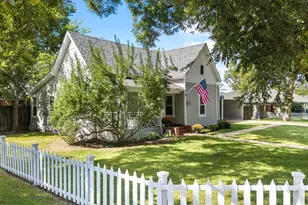 901 Oak St, McKinney, TX 75069 - Photo 37