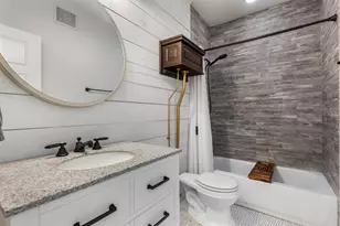 901 Oak St, McKinney, TX 75069 - Photo 25