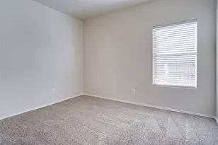 7421 Cowhand Ct, Fort Worth, TX 76131 - Photo 13