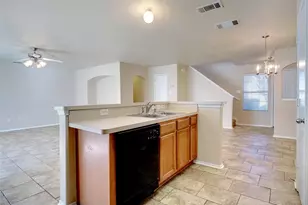 7421 Cowhand Ct, Fort Worth, TX 76131 - Photo 9