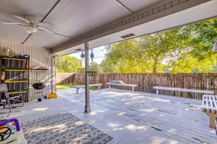 6015 Kenilworth Dr, Arlington, TX 76001 - Photo 37