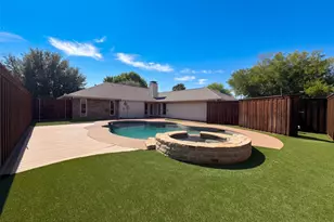 711 Rush Creek Dr, Allen, TX 75002 - Photo 5