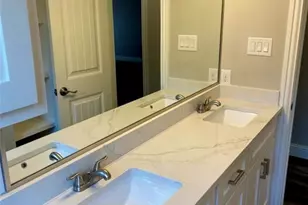 4906 W Mockingbird Ln, Dallas, TX 75209 - Photo 13