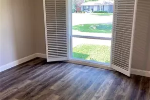 4906 W Mockingbird Ln, Dallas, TX 75209 - Photo 11