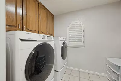 2002 Elmhurst Drive, Arlington, TX 76012 - Photo 11