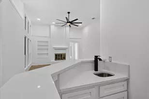 18902 Whitewater Ln, Dallas, TX 75287 - Photo 17