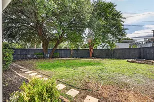 18902 Whitewater Ln, Dallas, TX 75287 - Photo 33