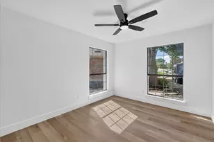 18902 Whitewater Ln, Dallas, TX 75287 - Photo 29