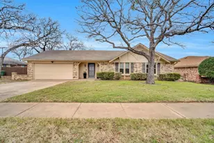 605 Steeplechase Dr, Bedford, TX 76021 - Photo 1