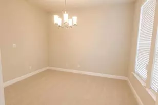 2818 Twin Ridge Dr, Arlington, TX 76001 - Photo 11
